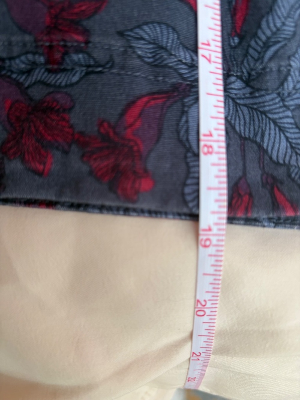 Women’s Duluth Trading Company Floral Skort Size 8 Lots of Pockets! - Picture 11 of 11